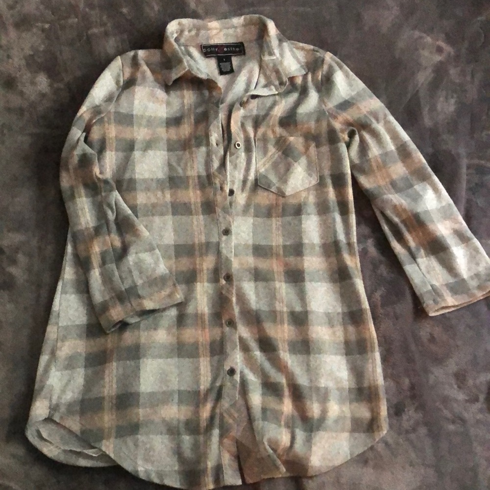 Polly & Ester plaid button down shirt